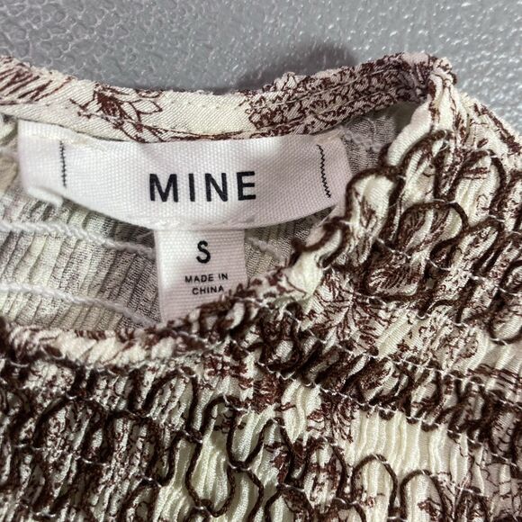 MINE Anthropologie Blouse Smocked Peplum Flutter Sleeve Womens S Cream Brown - Picture 4 of 13
